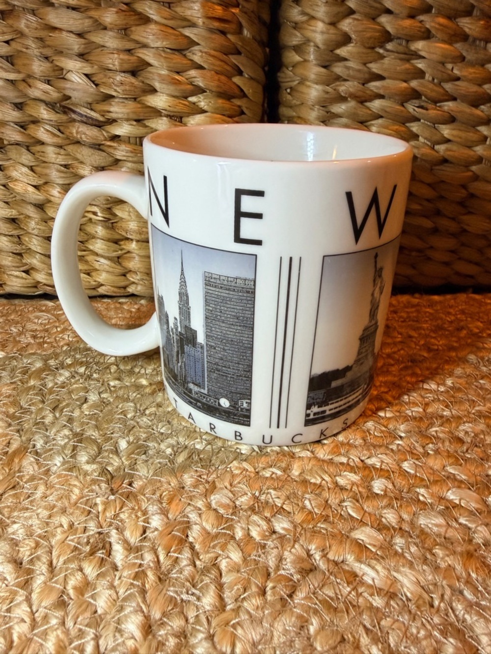 Starbucks 2005 City Scenes Series New York Skyline Ceramic Mug